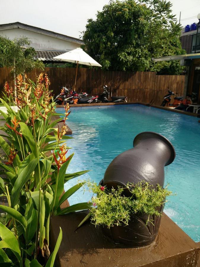The Cozy Hotel Chalong Bagian luar foto